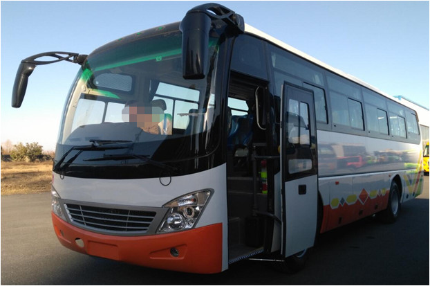 China Dongfeng Used Charter Bus , 155kw Power Used Bus And Coach With 48 Seat factory