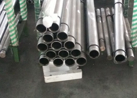 Quality Ground Polished Hollow Piston Rod High Precision With 42CrMo4 for sale