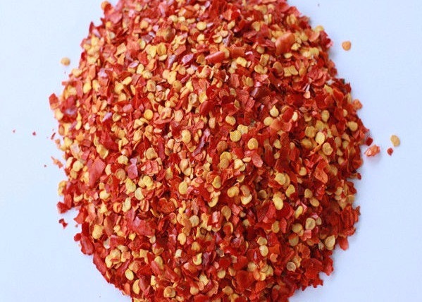 Quality Organic Crushed Chilli Peppers 8000SHU Pizza Red Pepper Flakes 5 Mesh for sale