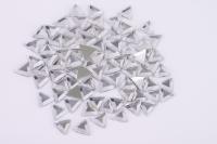 China Triangle Shape Lead Free Crystal Beads , Crystal Rhinestones For Clothing factory