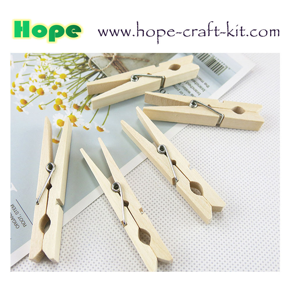 China Natural Wood Color Solid Wooden Clothpins Clips Pegs with Animal Fruit Christmas 25 X 3mm for sale