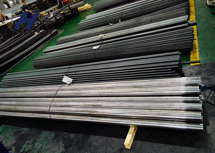 China 20 Thread Count Heat Treated B7 Threaded Rod With 60 Degrees Thread Angle factory