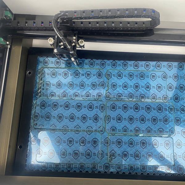 Quality Nano Hydrogel TPU Screen Protector Laser Cutting Machine For Explosion Proof for sale