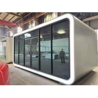 China Mobile Tiny Container House Office Pods Holiday Resort Hotel Apple Cabin House factory