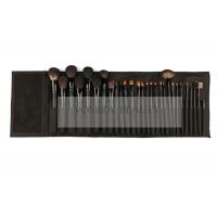 China Studio Quality Natural Full Makeup Brush Set 28 Pieces Essential Makeup Brushes for sale