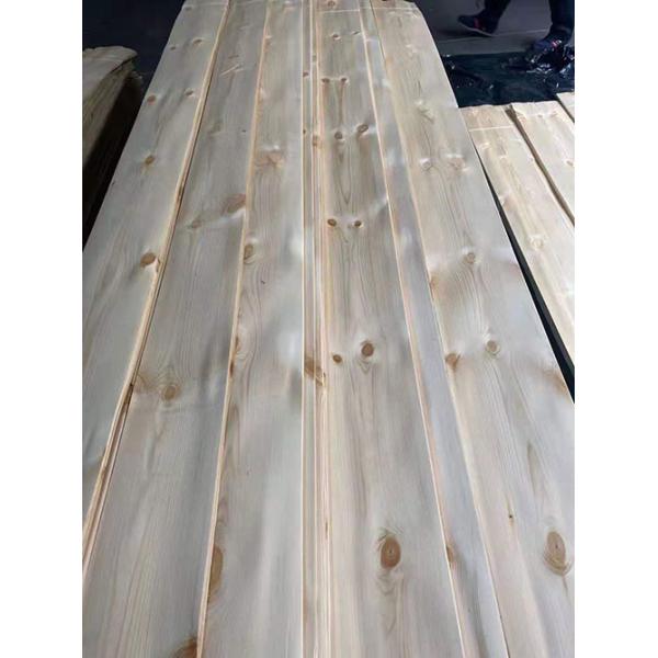 Quality Interior Decoration 0.6mm Wood Veneer Slice Cut Knotty Pine Veneer for sale