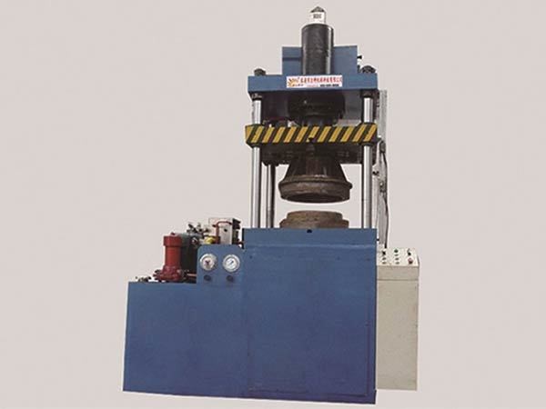 China Upper and lower double cylinder Deep drawing hydraulic press for electric water heater cover factory