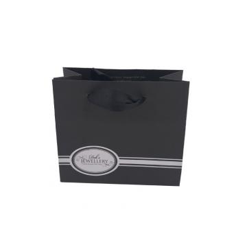 Quality Biodegradable Present Paper Bag , Kraft Paper Gift Bags Matt Lamination for sale