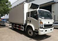 China Sinotruk FAW 4X2 Small Refrigerated Truck , 5T Fiberglass Commercial Refrigerated Trucks factory