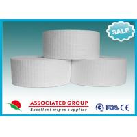 China Big Dot Embossed Nonwoven Spunlace Fabric Rolls For Industry factory