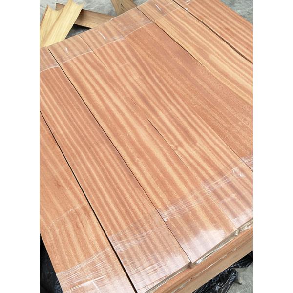Quality Sapele Engineered Wood Flooring Veneer Quarter Cut 0.45mm Thickness for sale