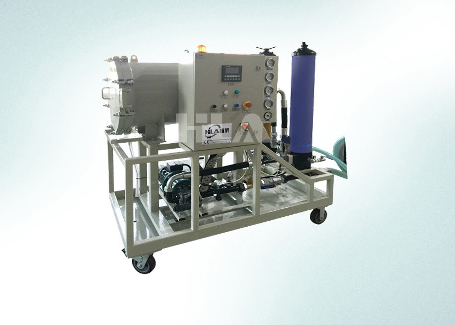 China 4 Kw Diesel Light Lubricating Oil Purifier With PLC Programmable Controller factory