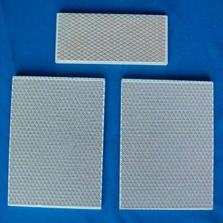 China Gas Burner Ceramic Alumina Plate , Porous Ceramic Plate  For Industrial Thermal Equipment for sale