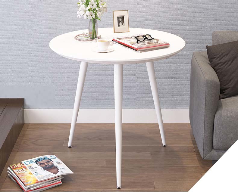 China Black Square Solid Center Table On Black Color White Color With Smooth Foot factory