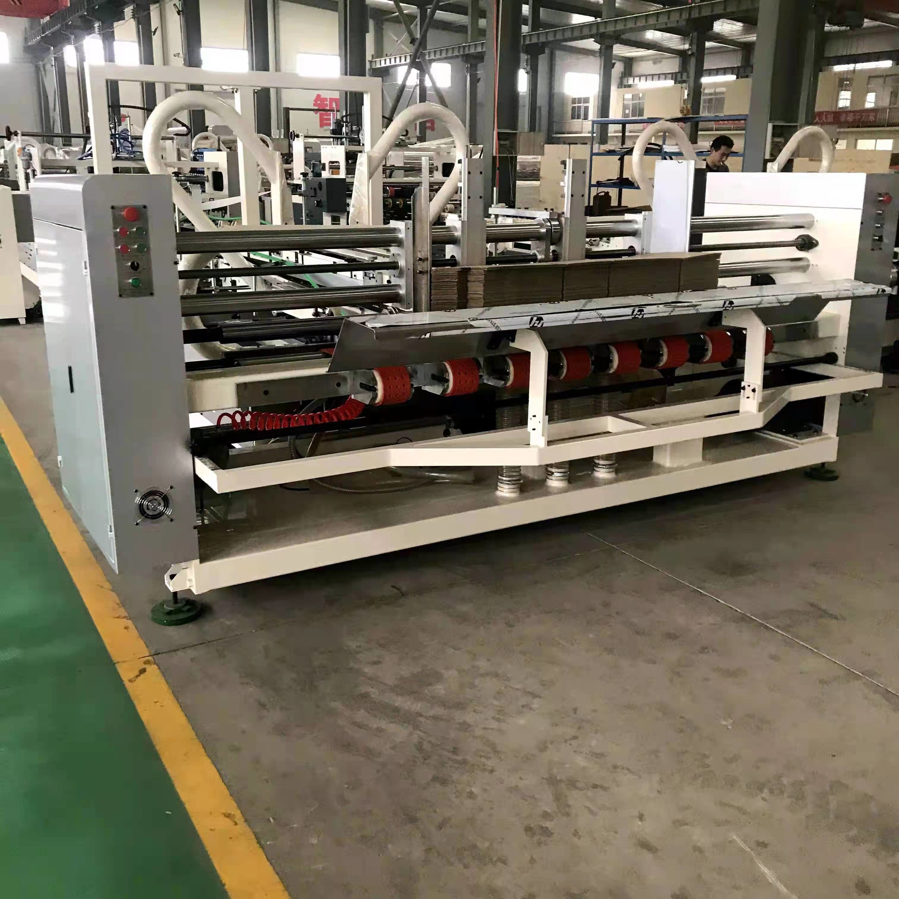 China 2800mm Fullyautomatic Corrugated Box Gluer For Carton for sale