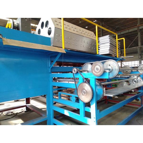 Quality Fully automatic egg tray machine with 4 layer metallic dryer 6000pcs per hour for sale