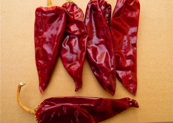 Quality GMP Dried Red Chilli Peppers 2CM Dehydrated Lantern Pepper 2 Year Shelf Life for sale
