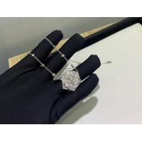 China No Gemstone 18K Gold Diamond Necklace Piaget Rose Pendant OEM for sale