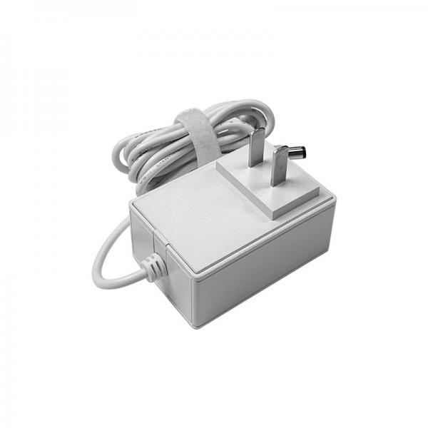 Quality CCTV 24V 1A Wall Mounted Power Adapters Safety Approval High Efficiency for sale