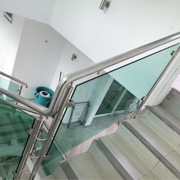 Quality Stainless Steel 1.2mm 1.5mm 2mm Inox Glass Handrail Fence Good Corrosion for sale