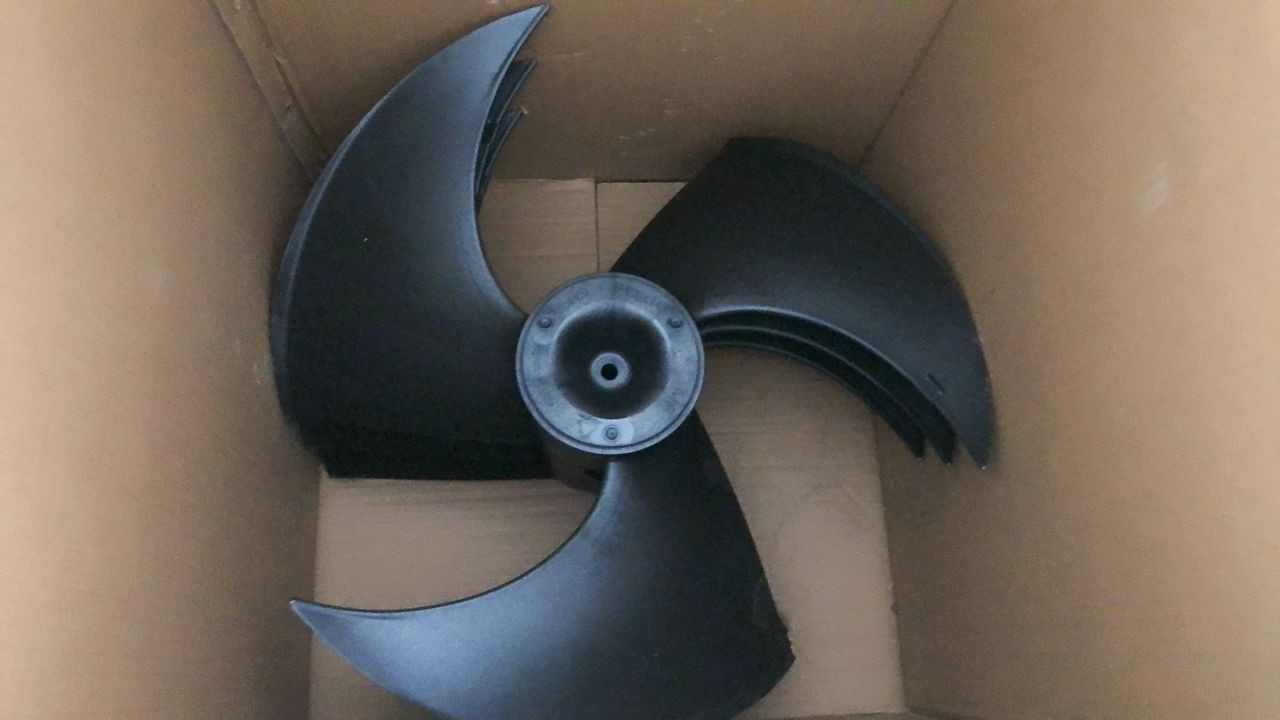 China Plastic Axial Flow Fan Blade - 496*143-12 Bore factory