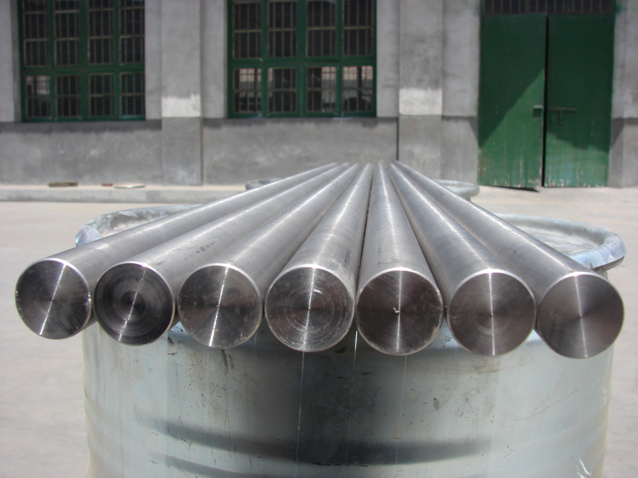 China Zinc Plating Cnc Machining Gr2 Titanium Alloy Rod for sale