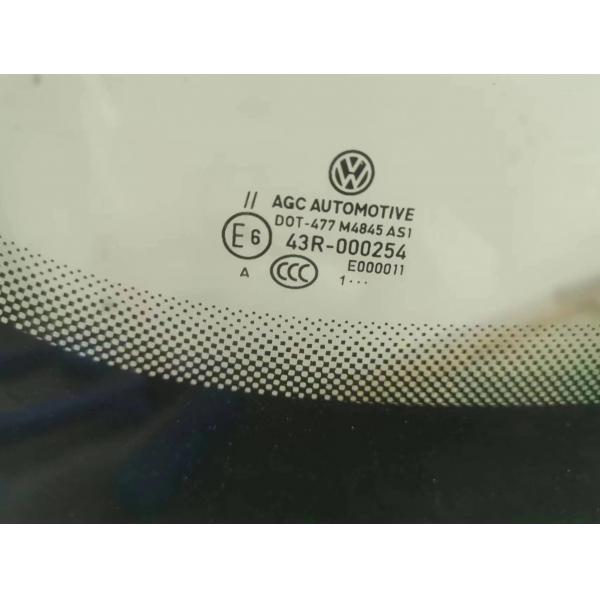 Quality Heat Resistant Volkswagen Windshield Glass , Noise Reduction Auto Safe Glass for sale