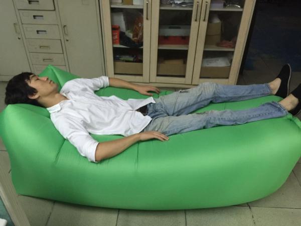 Alibaba supplier can be customize inflatable bean bag chair with bottom price for distributor