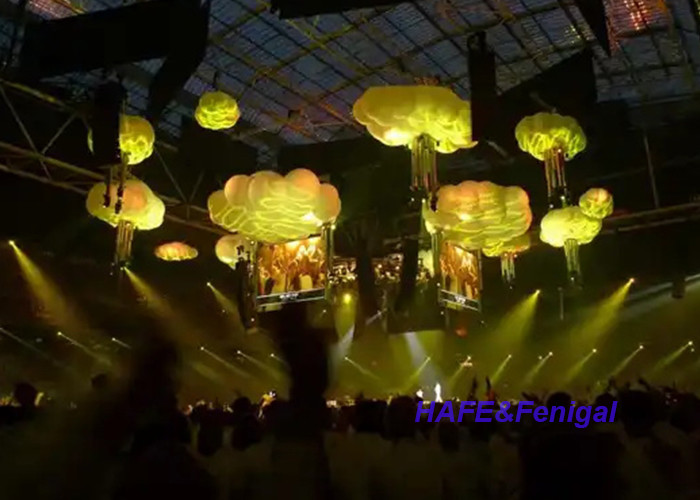 China Big Inflatable Cloud Balloon Decoration With Lights For Concert Stage Or Party Decoration factory