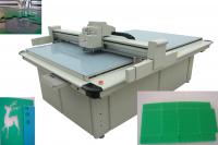China Time Savings Box Cutting Machine Equipped With Servo Motor Oscillating Knife factory