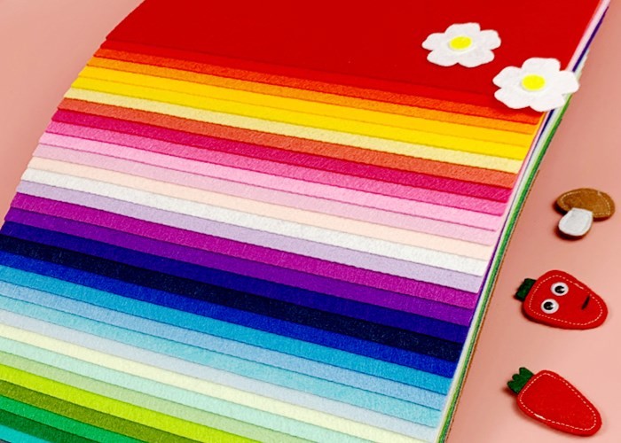 China Multicolor 15x15cm Felt Fabric Crafts Sheets For DIY Craft Free Scissors factory
