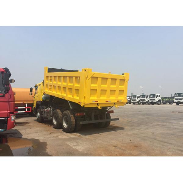 Quality Heavy Duty Sinotruk Howo Tipper Truck 6X4 30 - 40 Tons Ventral Lifting Radial Tire for sale