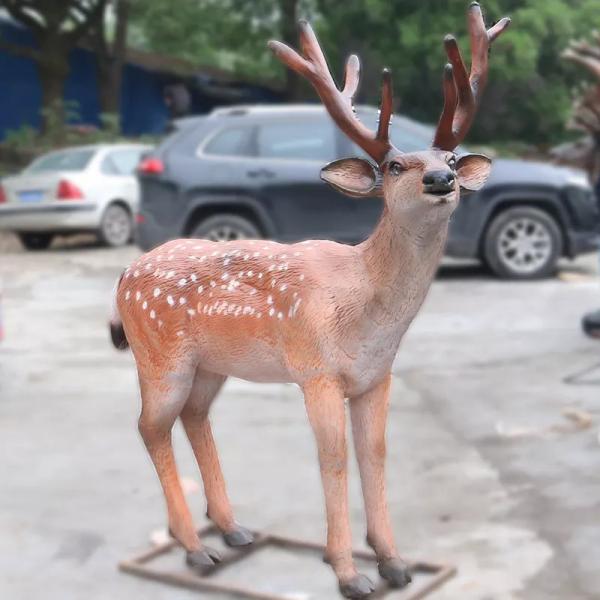 Quality 110V 220V Realistic Animal Statues With Movement / Sound Customization for sale