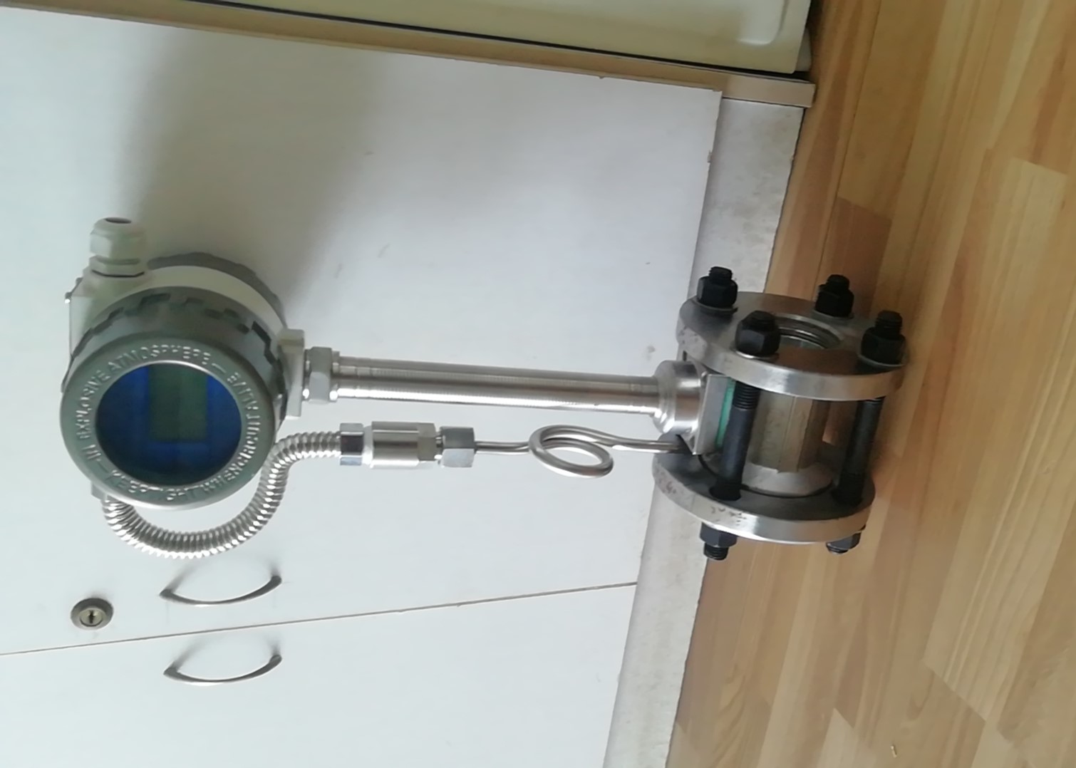 China 304 Stainless Steel 24VDC IP65 DN100 Vortex Flow Meter for sale