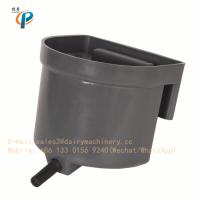 China 4 Litre Calf Feeding Bucket , Plastic Milk Bucket For Calves With Teat factory