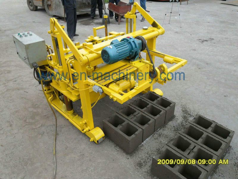 China Egg Laying Concrete Block Making Machine 40-3 Manual Concrete Block Moulding Machine factory