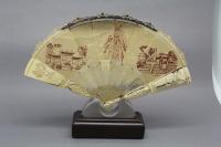 China Hand Held Ornament Metal Folding Fan , Handicrafts Oriental Folding Fan Silkscreen Printing factory