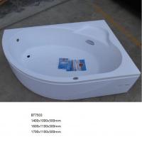 China Corner Bathroom Acrylic Free Standing Bathtub with Good Heat Preservation for sale