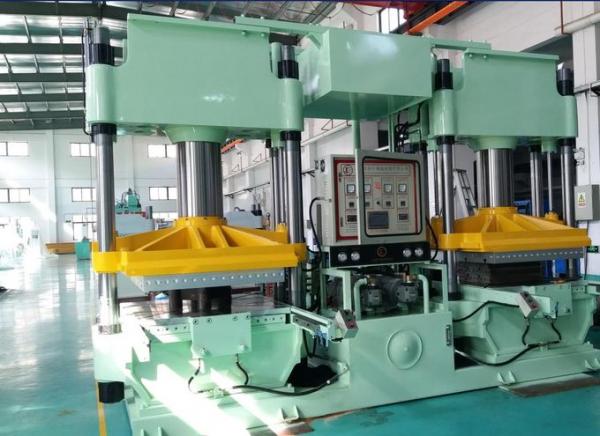 High Precision Vacuum Compression Molding Machine Large Production Capacity 0