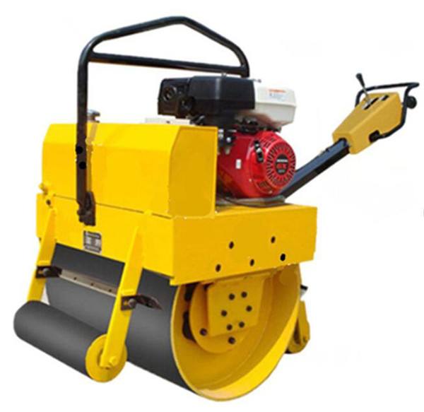 Quality 5.5HP Small Road Roller , 30KN Exciting Force Vibratory Manual Road Roller for sale