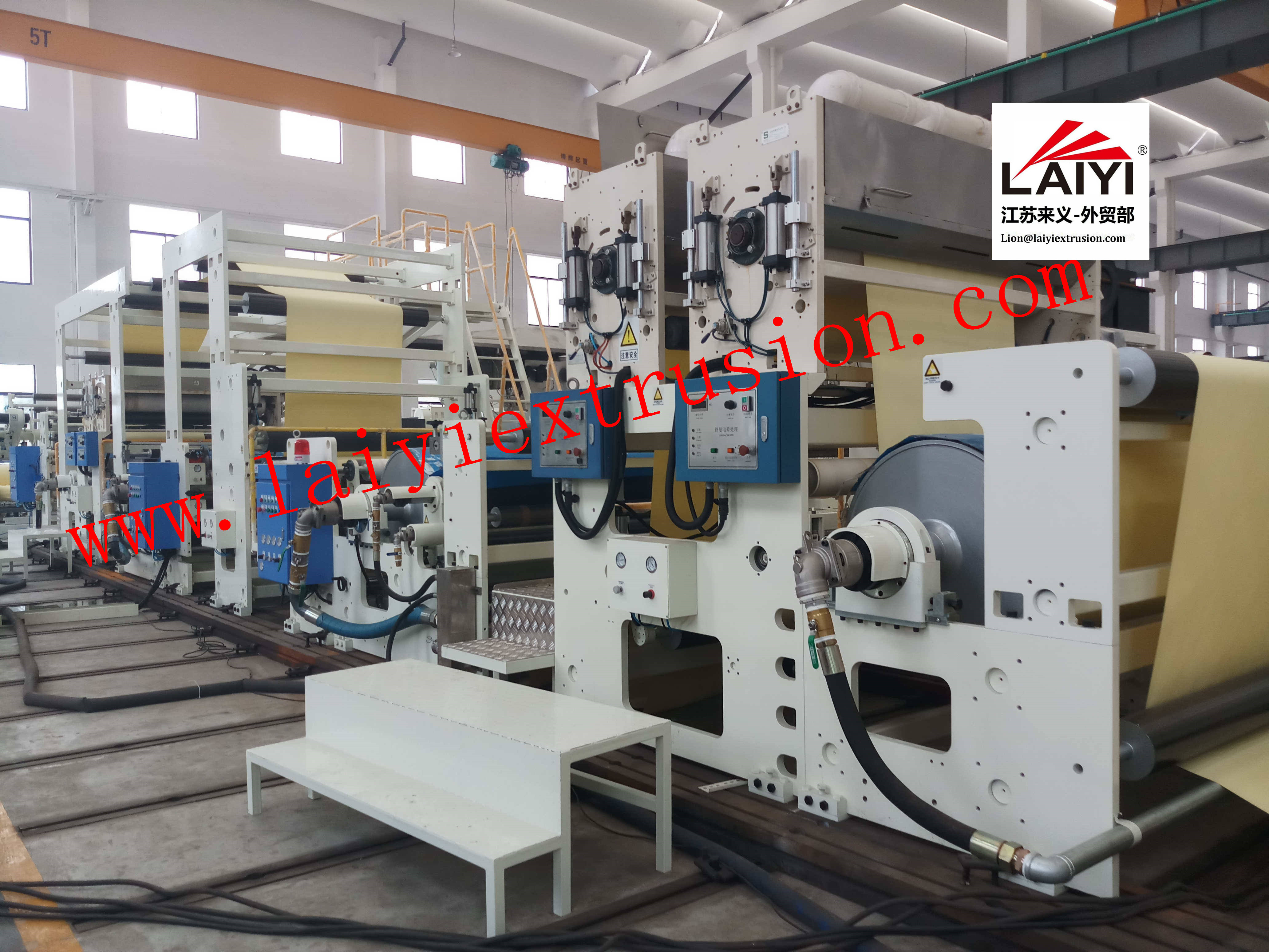 China Protective Films Roll Plastic Lamination Machine factory