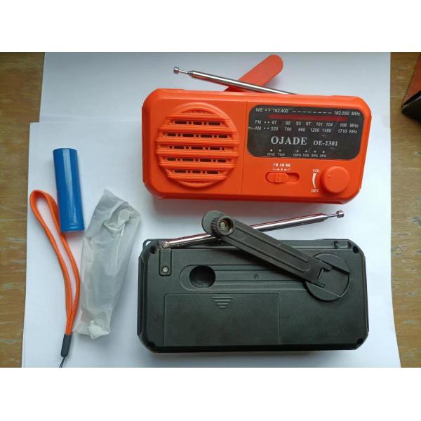 Quality Outdoor Emergency Solar Hand Crank Radio ABS LED Support 2800MAh Battery for sale