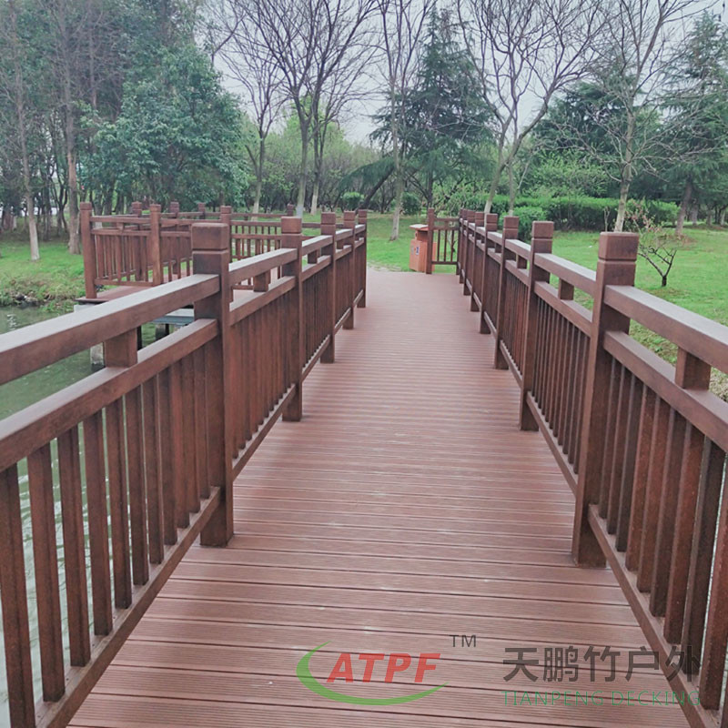 China 100mm Bamboo Decking Boards Light Charcoal Mildewproof factory