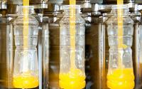 China Fruit juice packaging machine / beverage filling machine Environmental factory