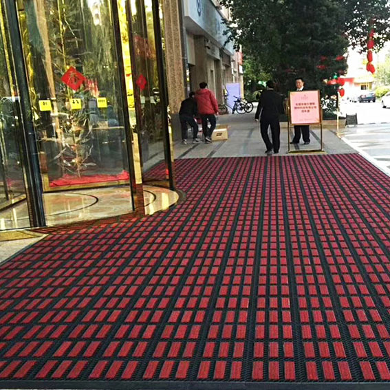Quality Red Nylon PA Commercial Entrance Mats Modular Interlocking Floor Tiles 200X200 for sale