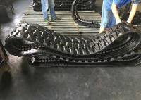China Continuous Black Rubber Excavator Tracks 84 Links With Low Vibration factory