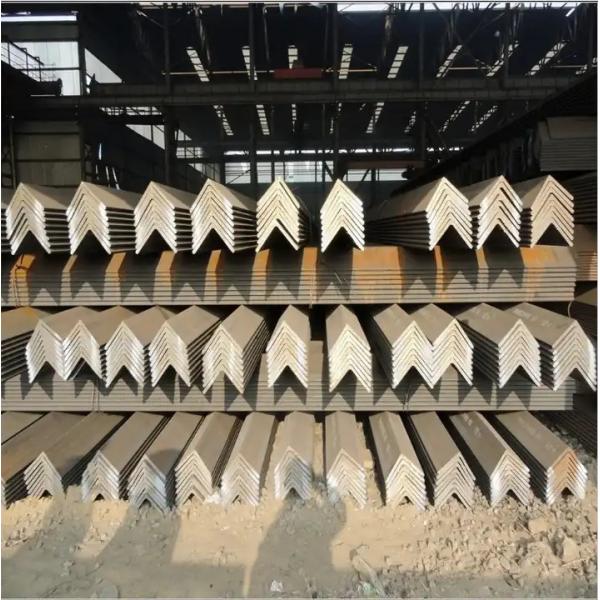 Quality ASTM36 Angle Structural Steel Unequal Angle Bar 5mm - 36.5mm Customized Thickness for sale