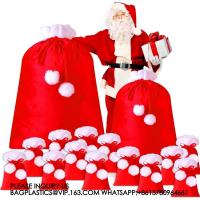 China Santa Velvet Gift Bags Bulk Gift Bags Poms Christmas Gift Sack Xmas Velvet Drawstring Bag For Present Wrapping factory