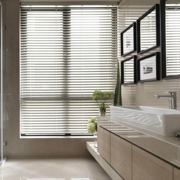 Quality Manual Operation Venetian Window Blinds UV Protection Outside Mount for sale