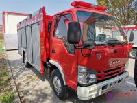 China 4x2 Drive Six Seats Isuzu Chassis Foam Firefighting Truck Vehicle Pump 60L/s factory